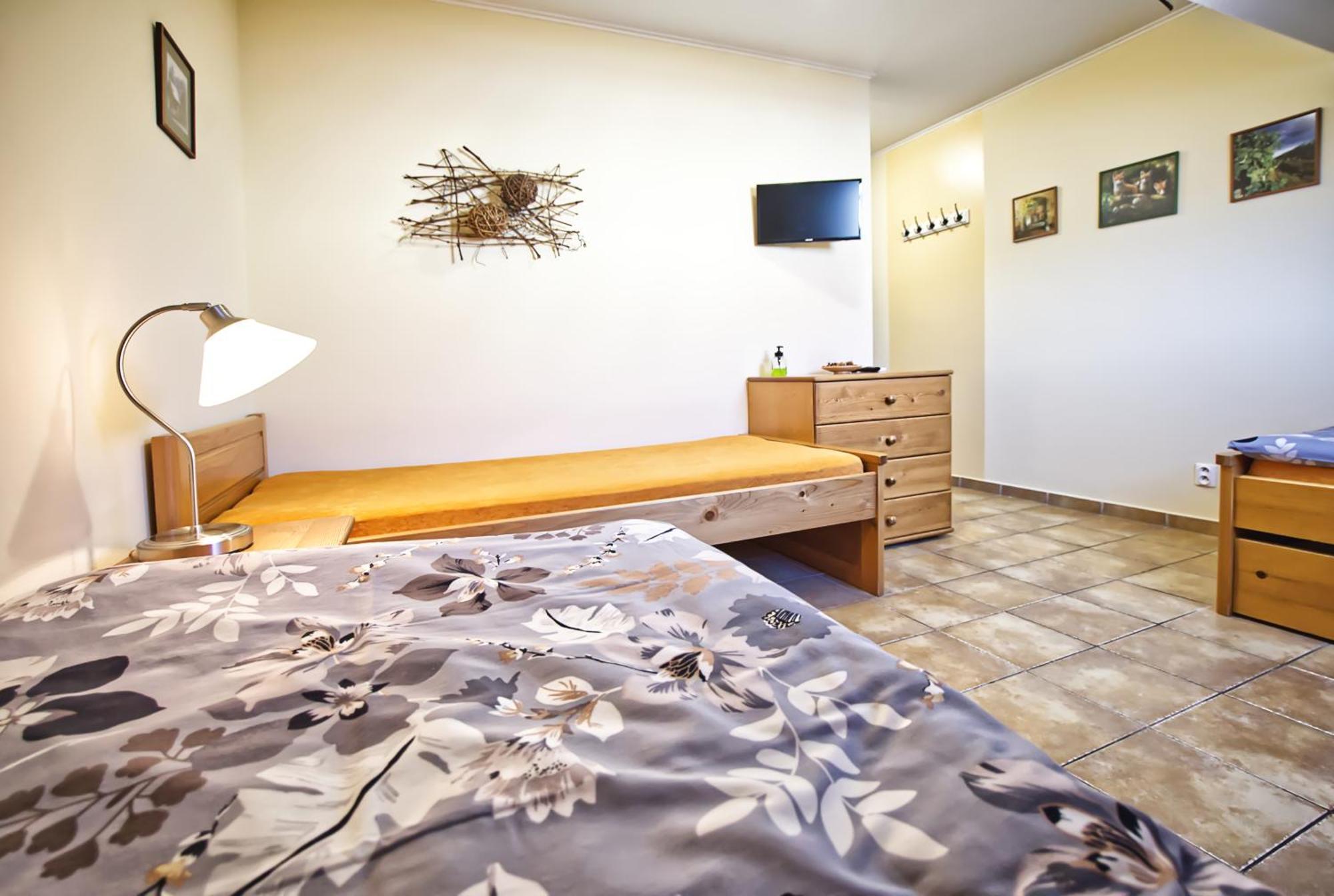 Penzion Vinarstvi Cervinka Horni Vestonice Exterior foto
